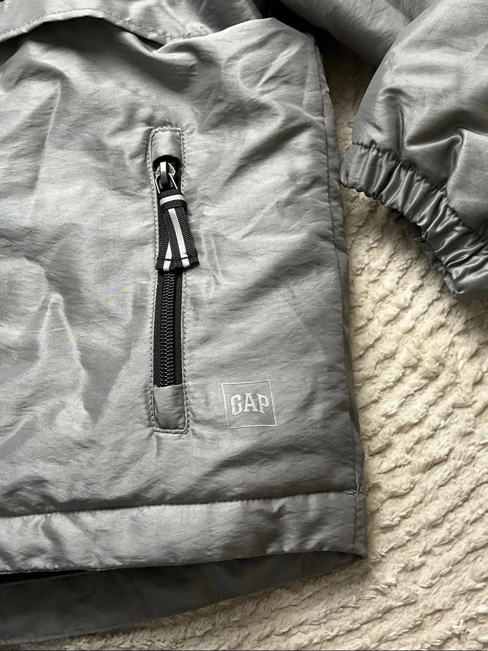 Gap Children's Anorak Jacket Size M/8 in Silver Color